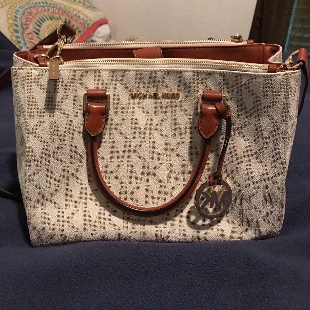 Michael Kors crossbody bag